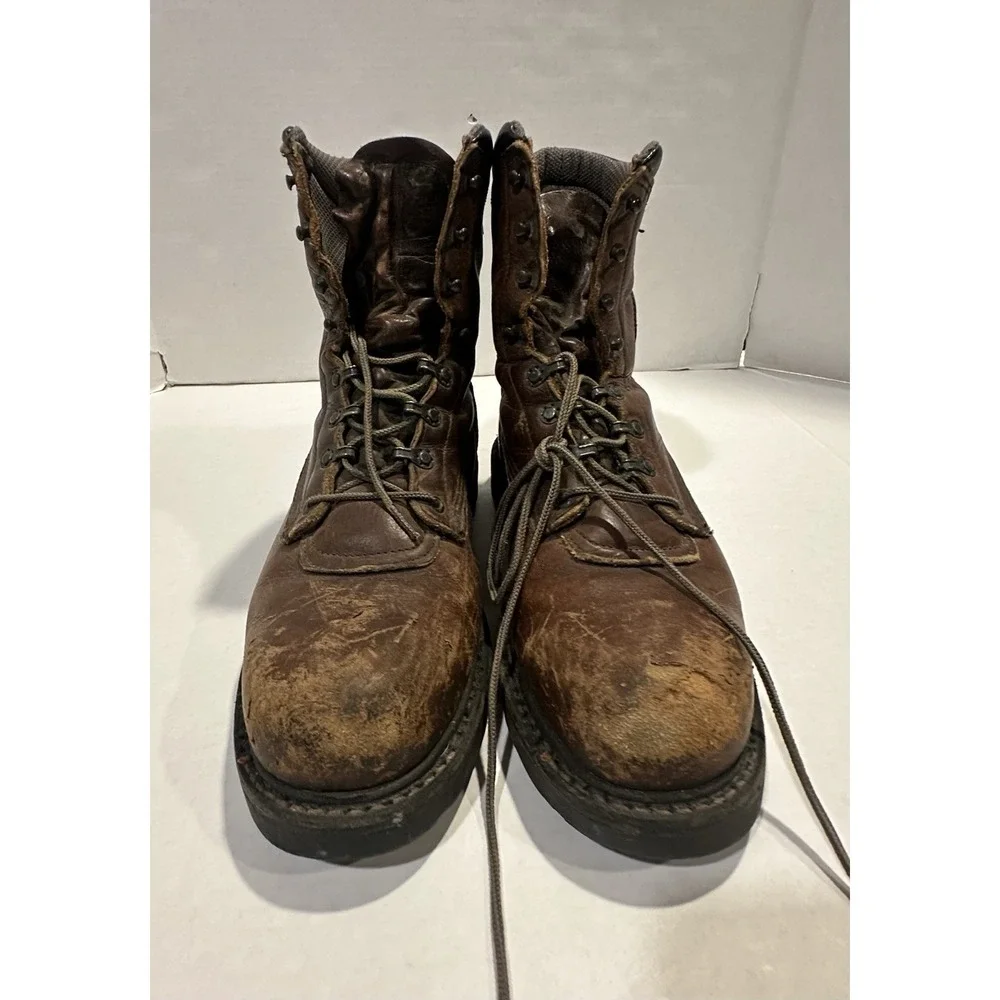 Red Wing Shoes Boots ASTMF 2413-11 Leather Steel Toe Oil Resistant Men Size 10.5